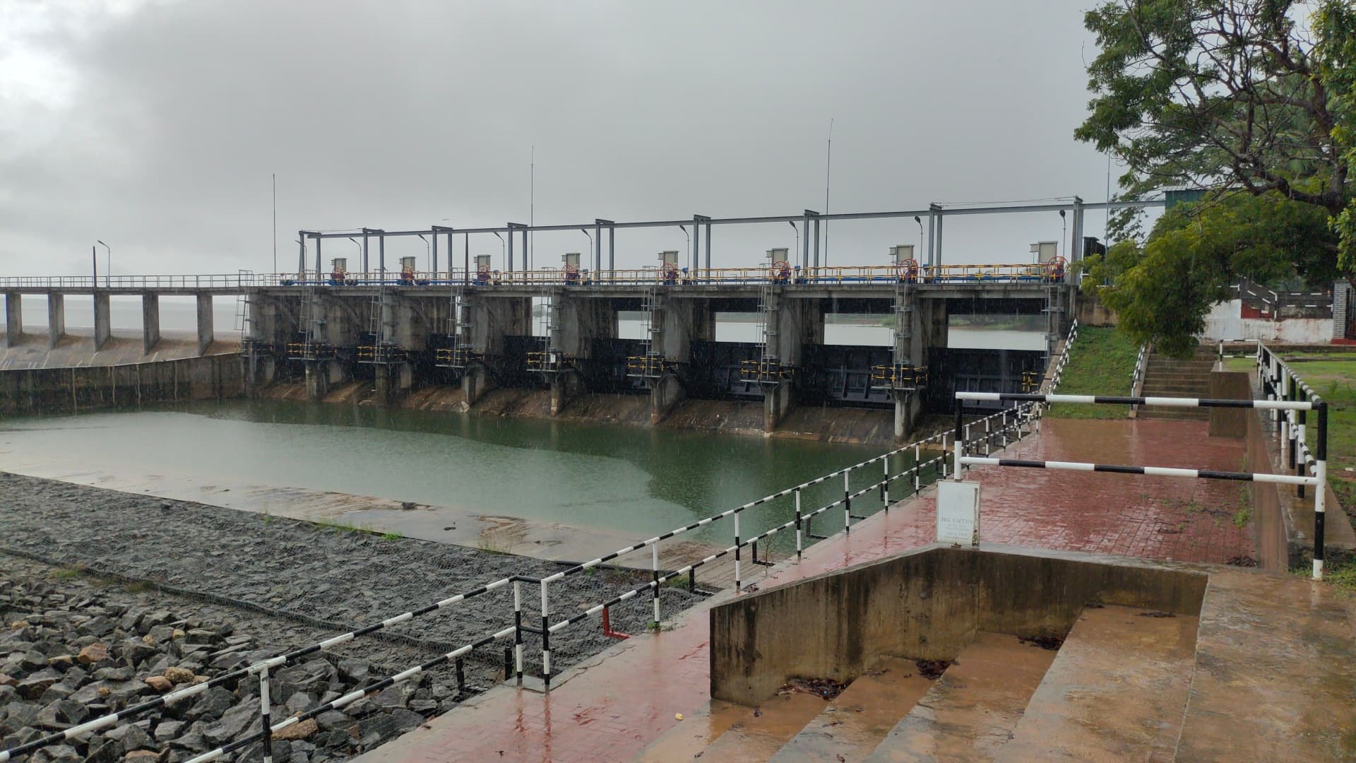 Iranamadu Tank-image