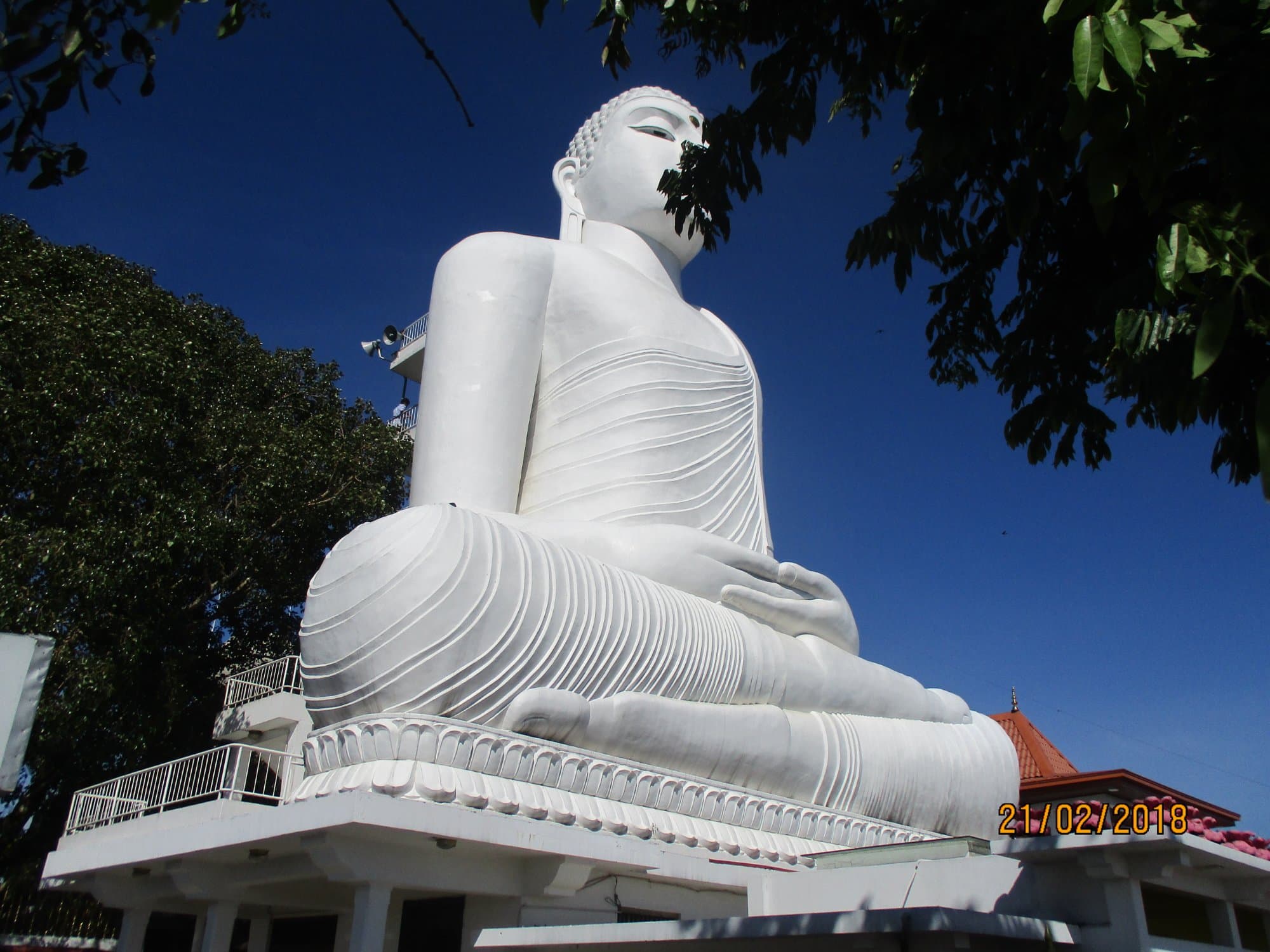 Bahirawakanda Vihara Buddha Statue-image