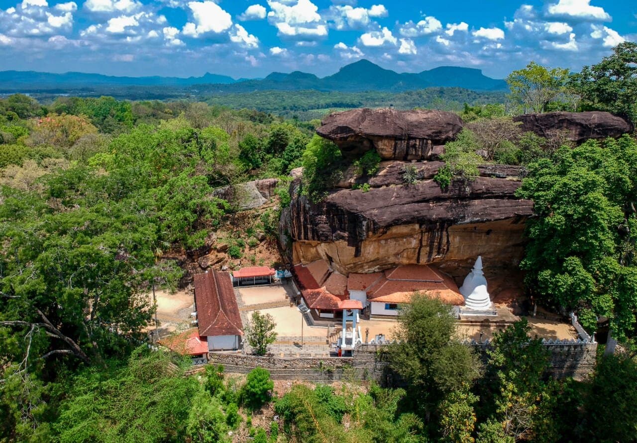 Ridi Viharaya (Silver Temple)-image