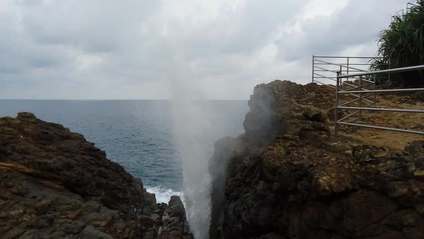 Hummanaya Blow Hole-image