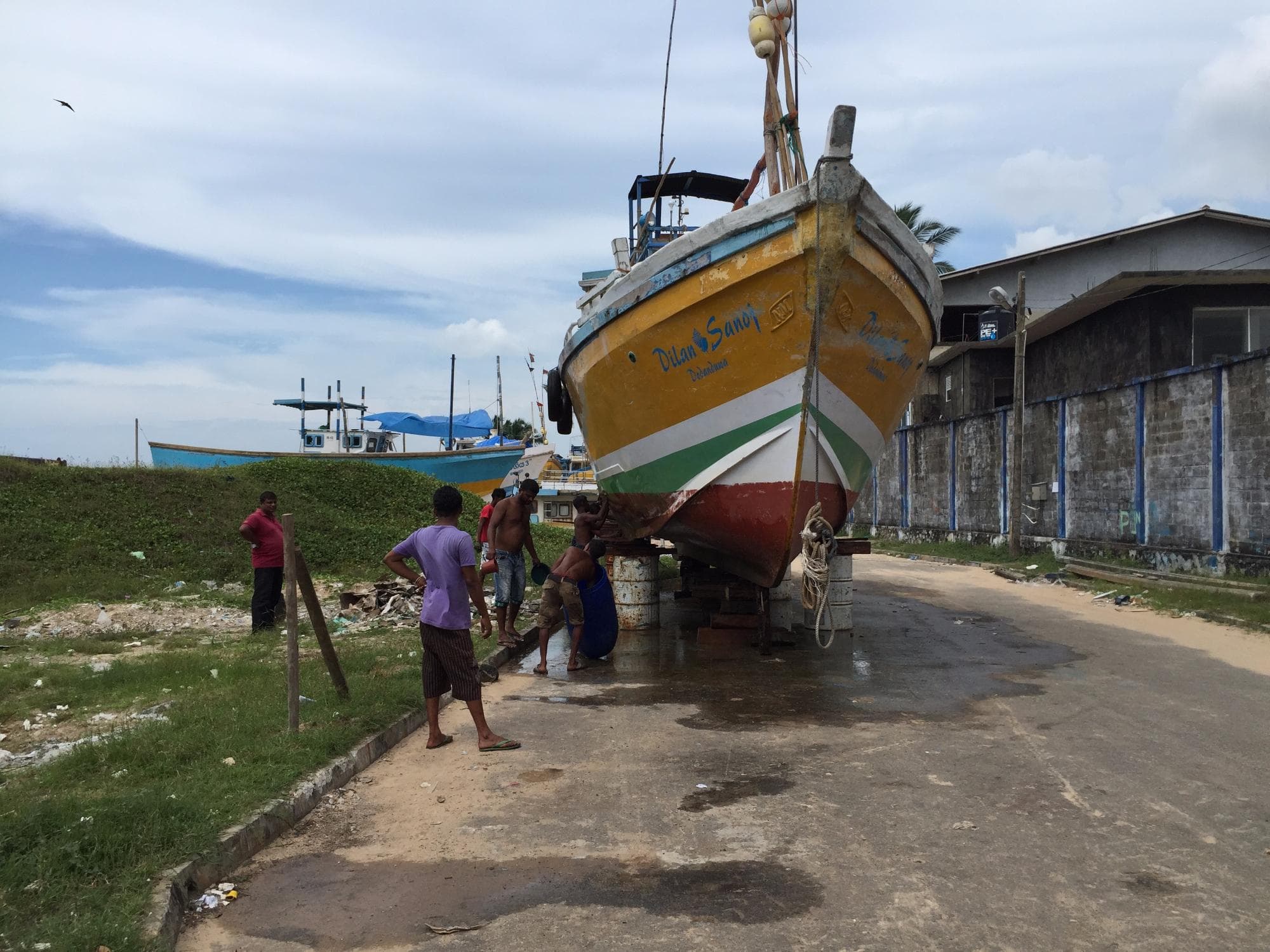 Hikkaduwa Harbour bg image