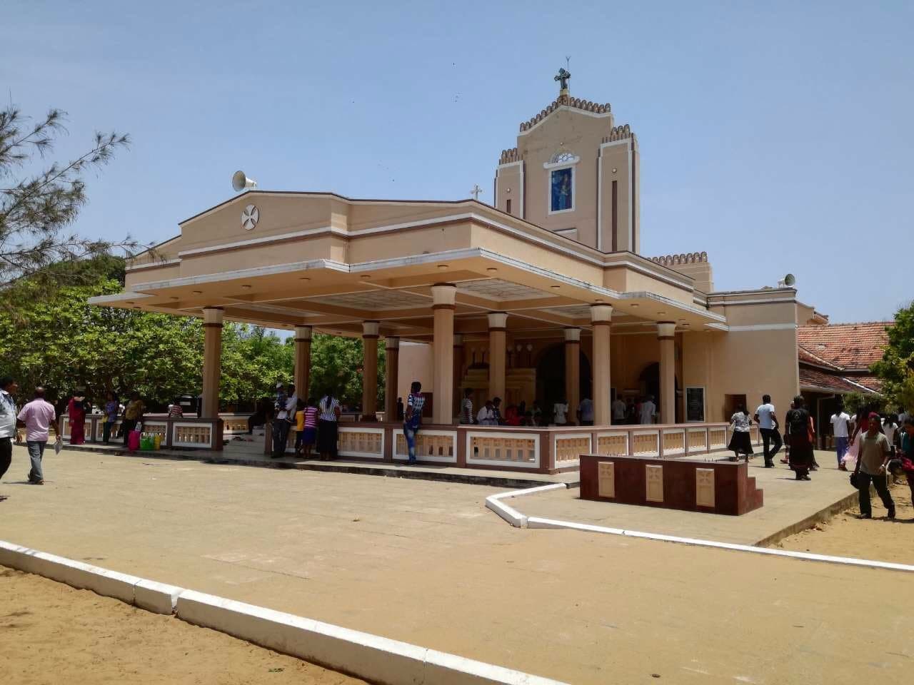 St. Anne's National Shrine bg image