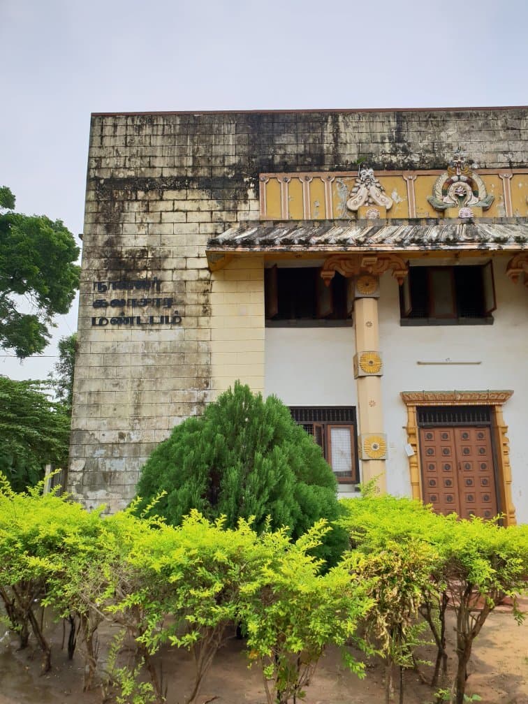 Jaffna Archaeological Museum bg image