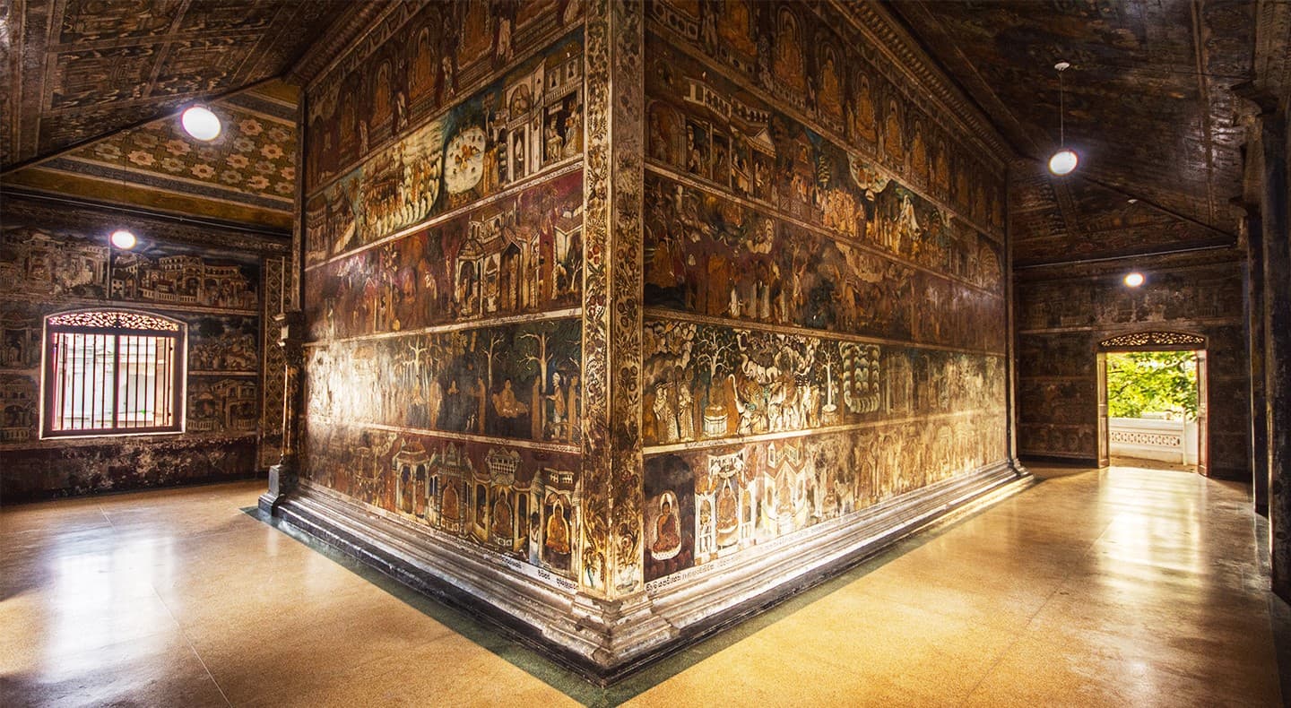 Colonial-Era Image House-image