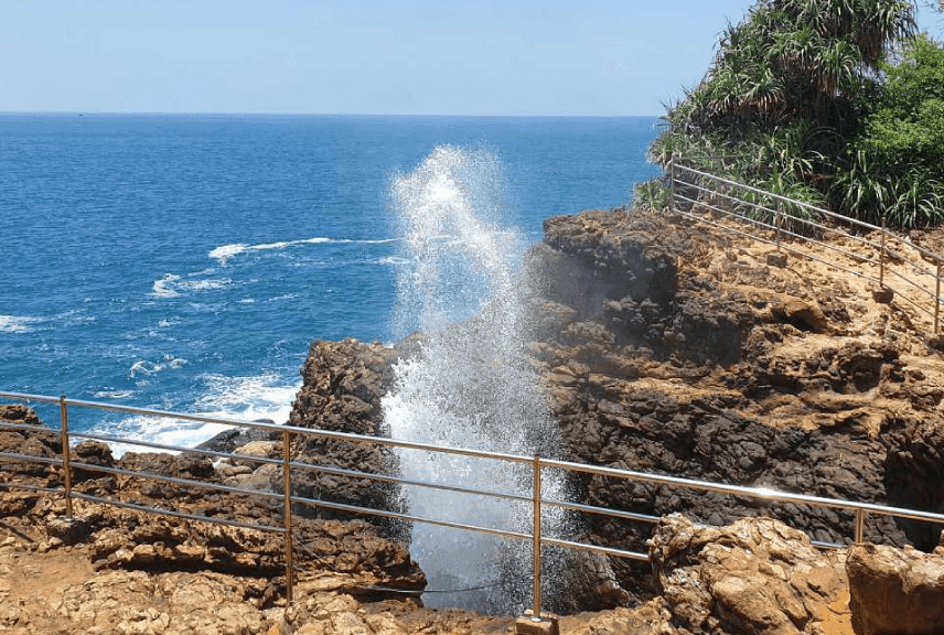 Hummanaya Blow Hole-image