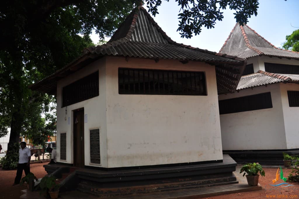 Vavuniya Archaeological Museum-image