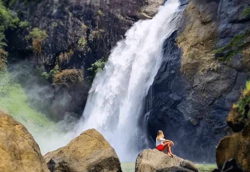 Dunhinda Falls-image