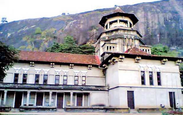 Ethagala Rock Backdrop-image