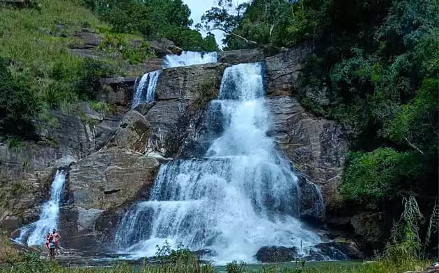 Diyaluma Falls-image