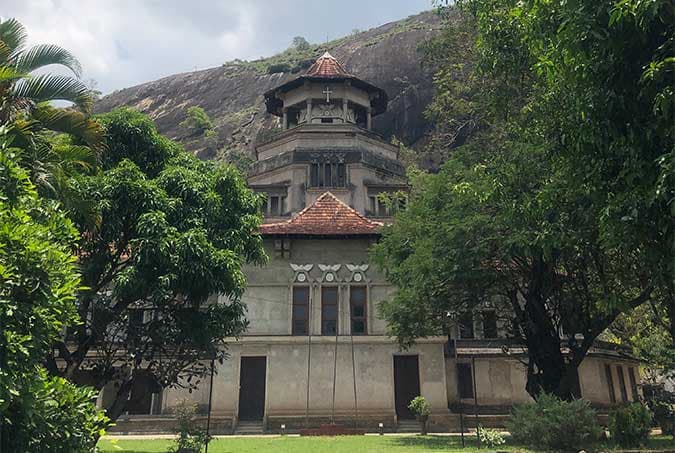 Kandyan Arts & Crafts-image