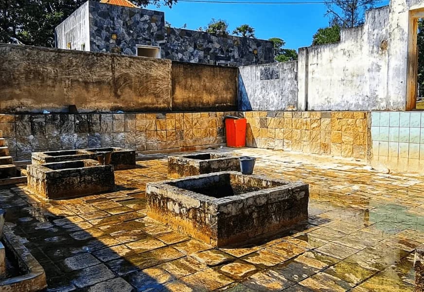 Kanniya Hot Water Wells-image